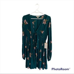 Billabong long sleeve dress